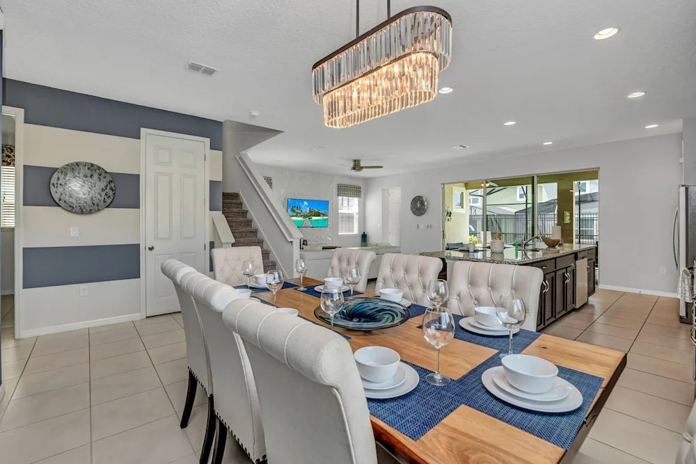 9023 Pelican Cove