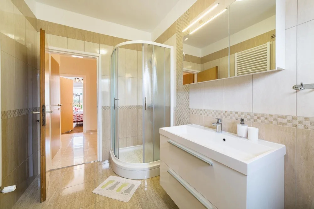 Apartment Goge