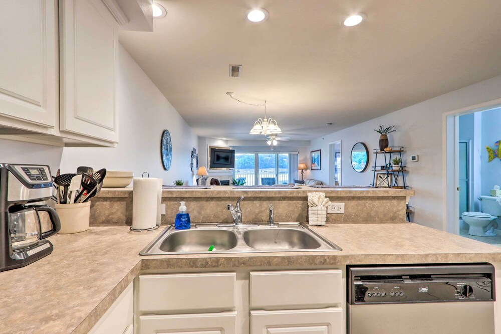 Unwind Poolside! Waterfront Ozarks Condo