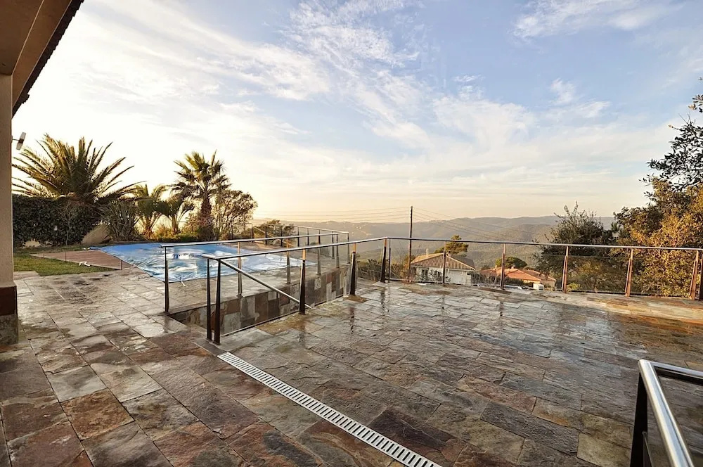 Villa Roselles