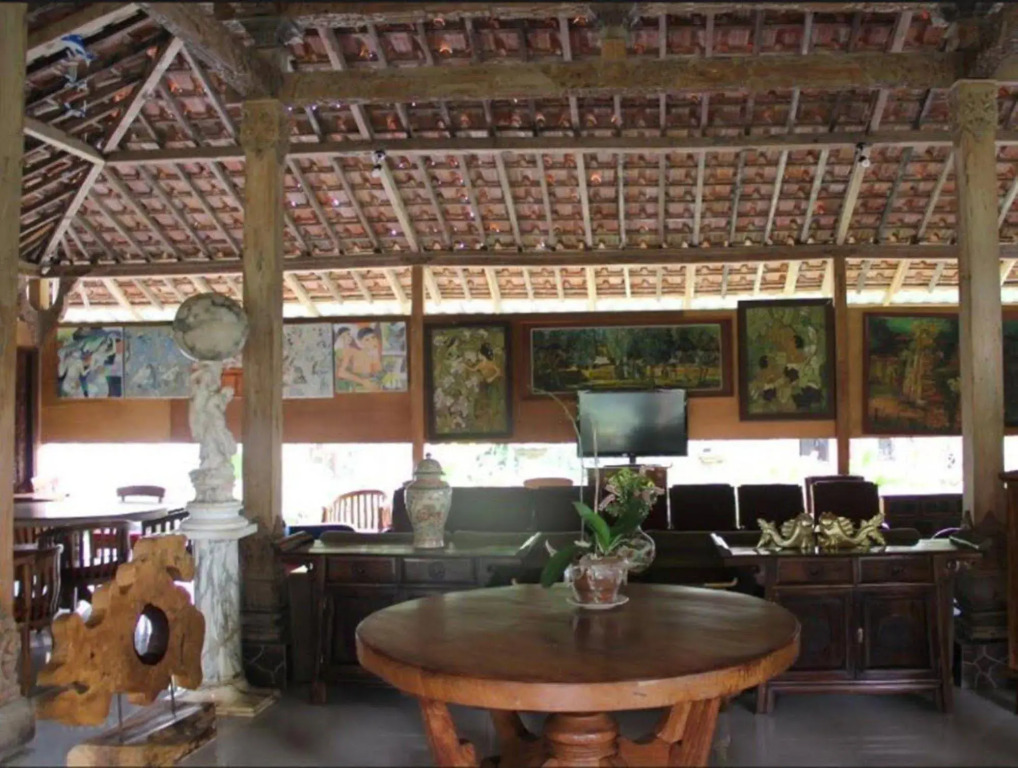 Gazebo Beach Hotel