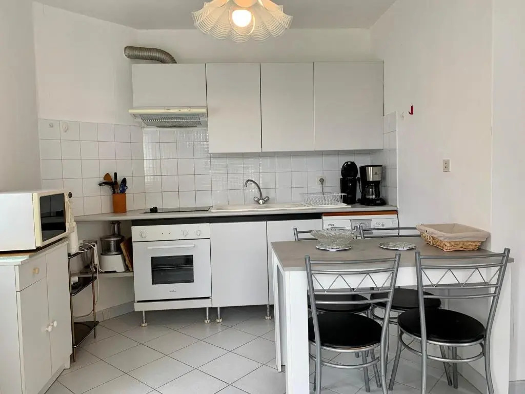 Appartement Bouzigues, 2 pièces, 4 personnes - FR-1-604-13