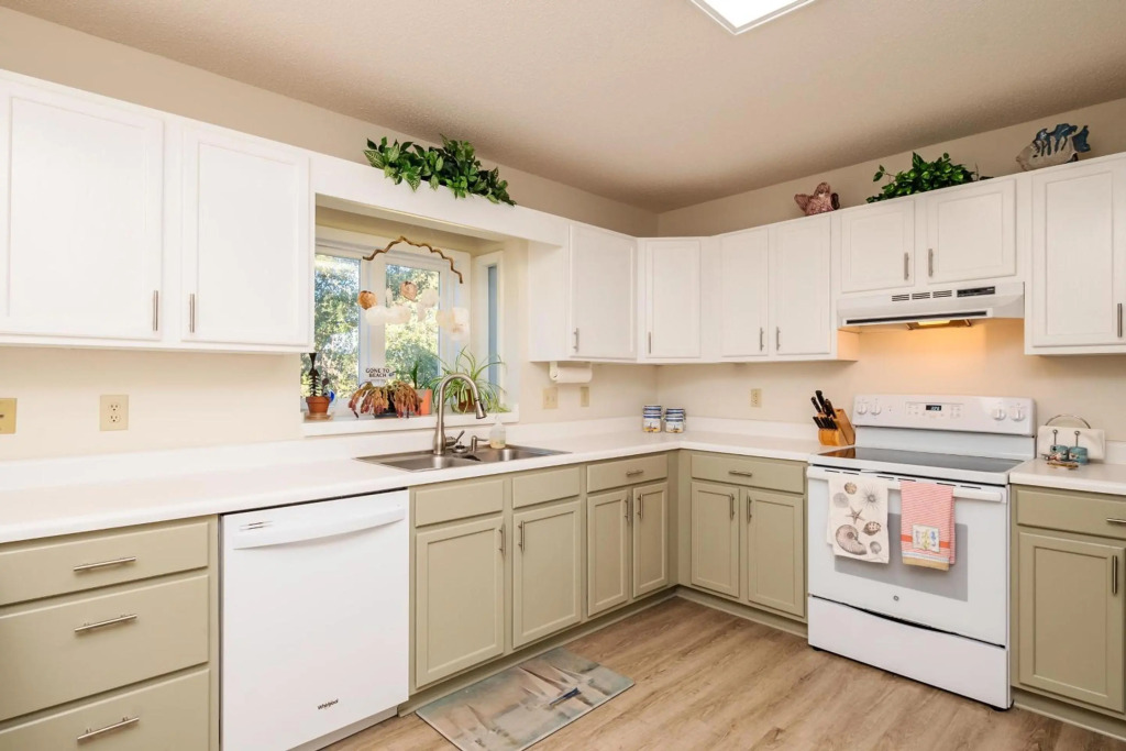 All About The Views by Oak Island Accommodations