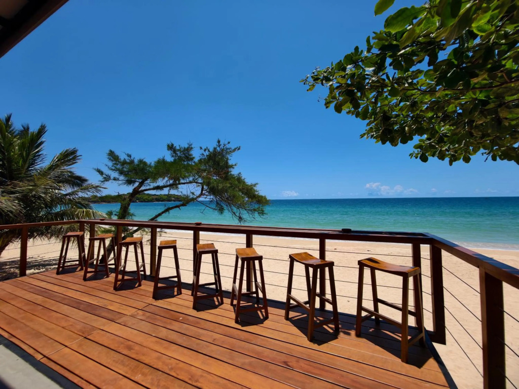 Trinco Beach by DSK