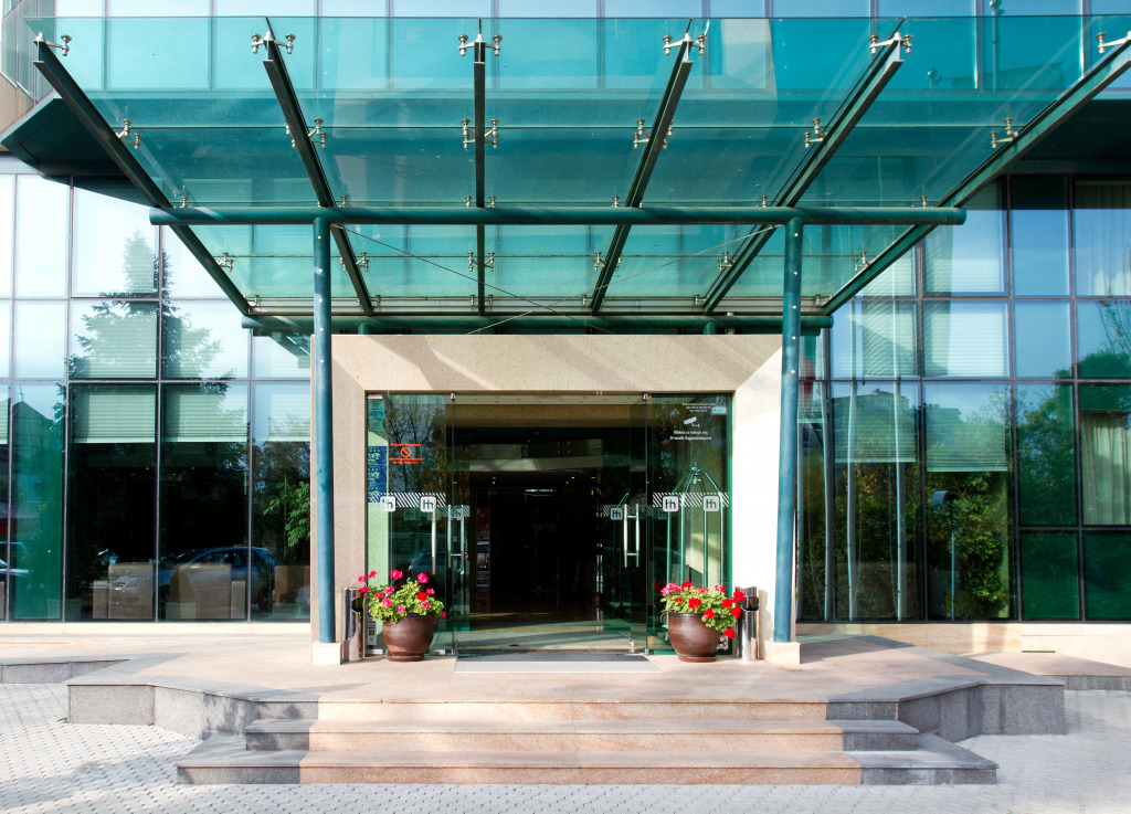 Hill Hotel