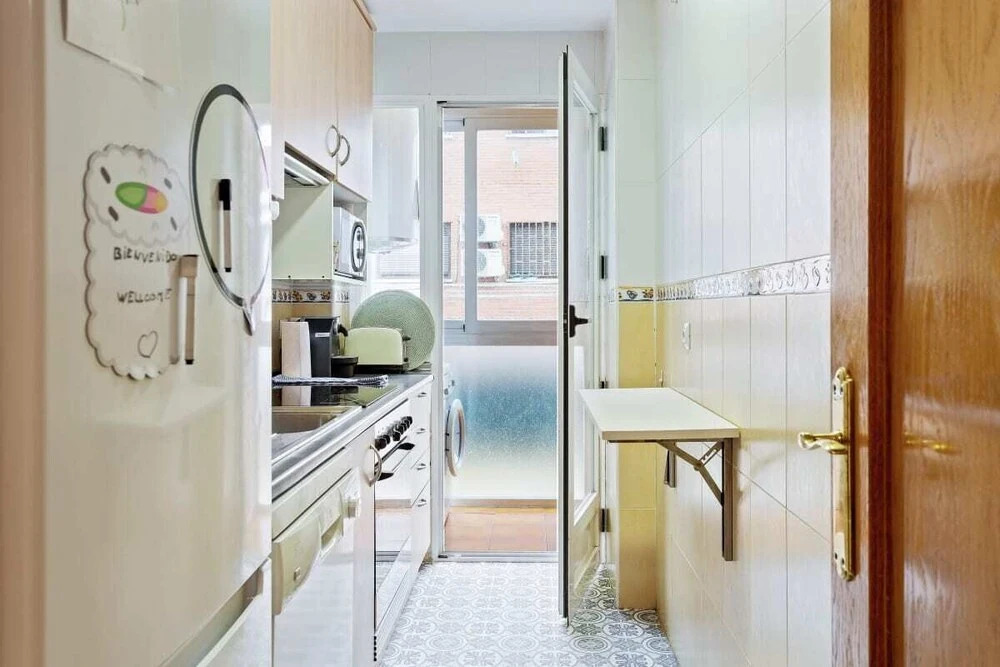 Lovely 1bed Apt, Sleeps 5 nr Puente de Vallecas