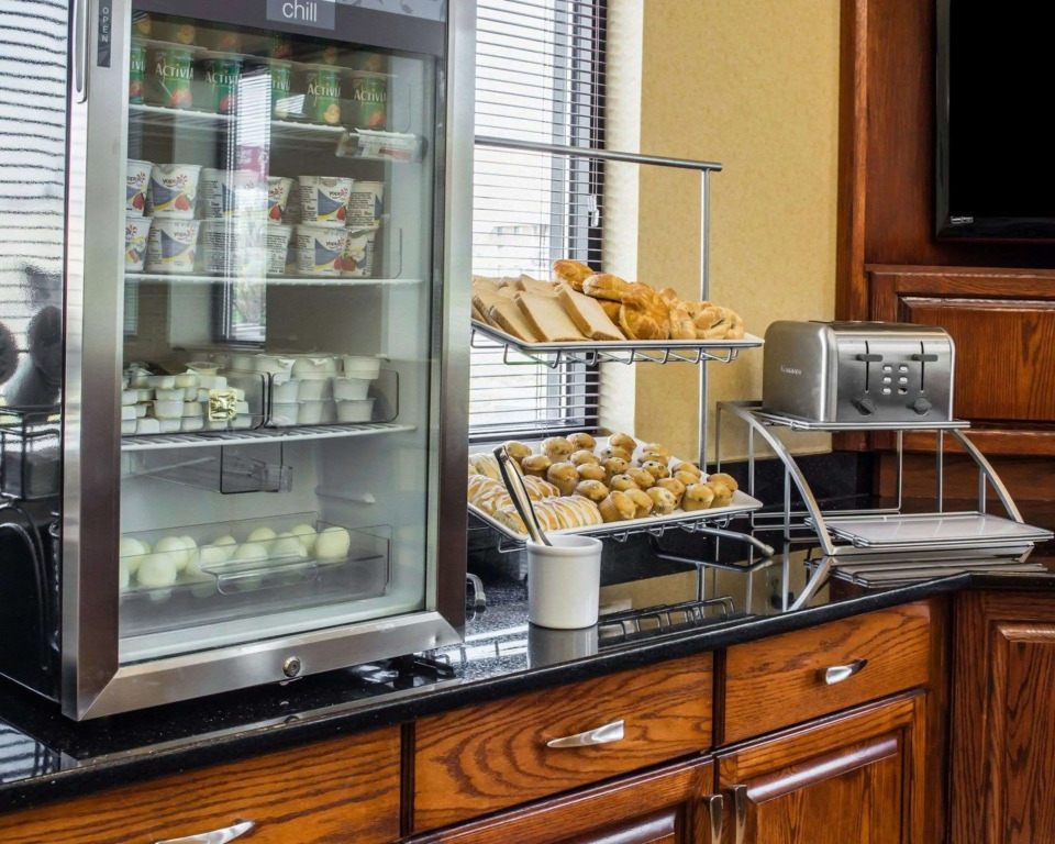 Comfort Suites Hagerstown Southeast