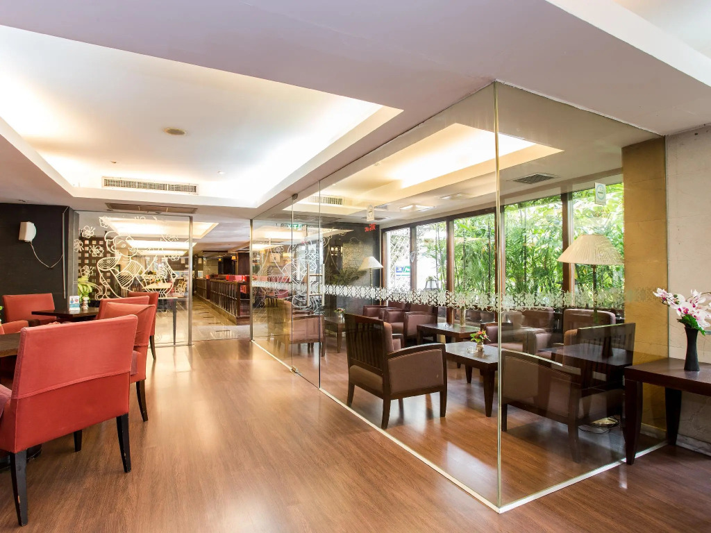 Bangkok Centre Hotel