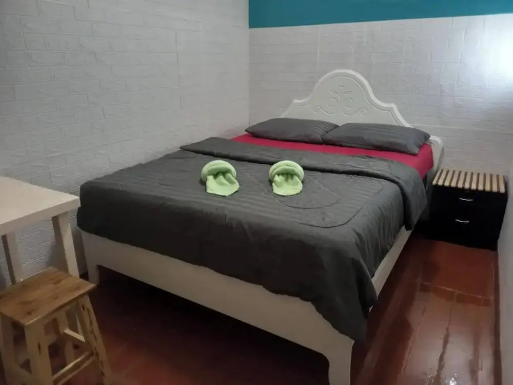 amazing khaosan hostel