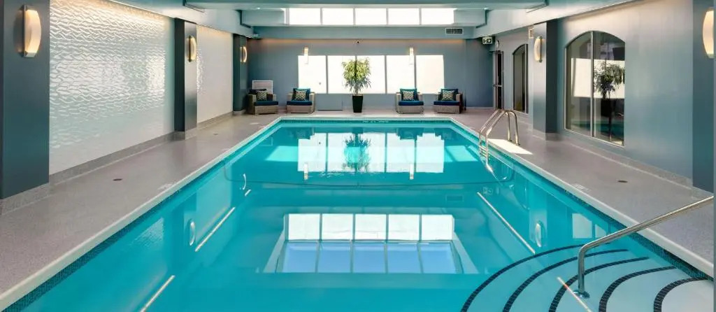 Chateau Victoria Hotel & Suites