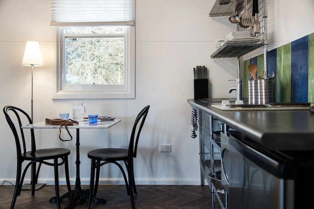 Lake Daylesford Apartments 5