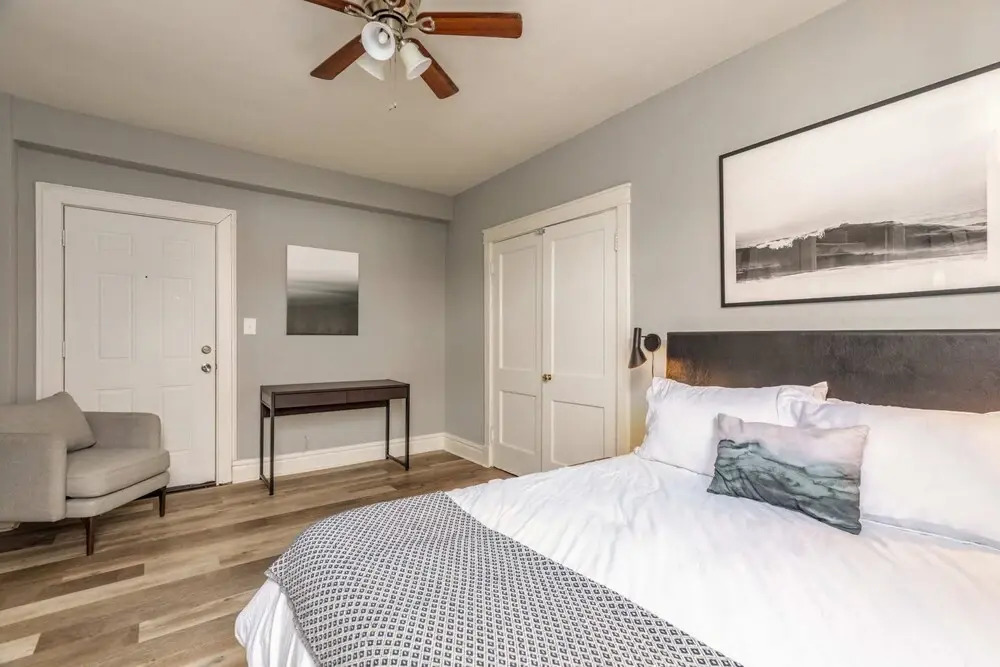 Cozy CWE Apts near BJC by Zencity
