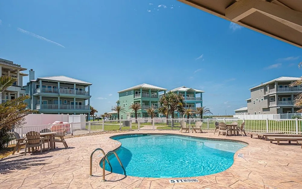 Postcards from Paradise 5BR Home