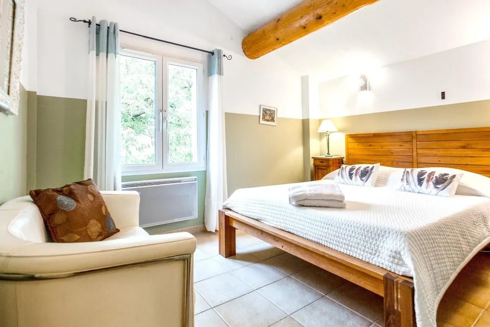 Villa with 3 Bedrooms in Beaumes-De-Venise, with Private Pool, Enclosed Garden And Wifi