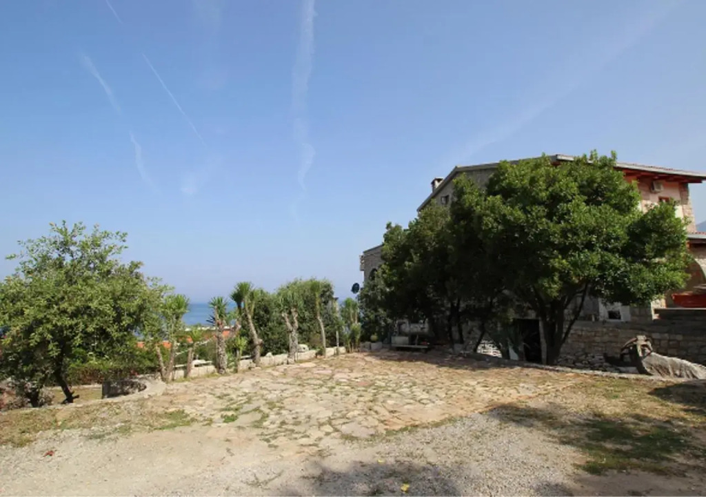 STONE HOUSE “MEDITERRANEO”