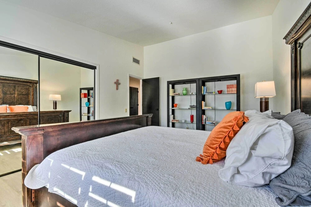Heated Saltwater Pool: Group Getaway in Scottsdale