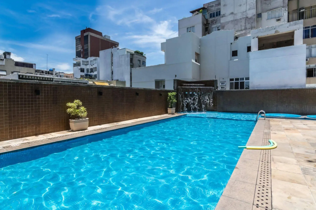 Mc Flats Country Residence Service