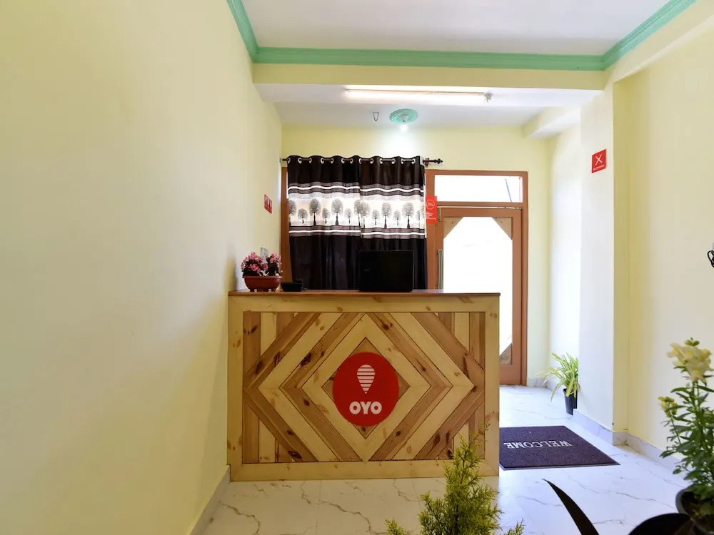 OYO 8648 Kyipo Khang Cottage BnB