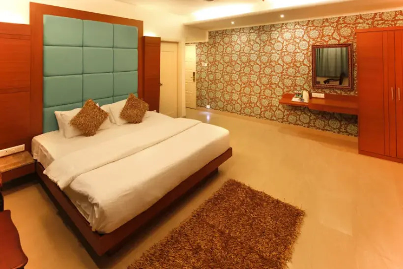 Hotel Seven Heaven
