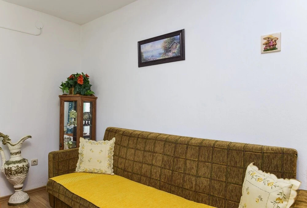 Apartments Mira Vir