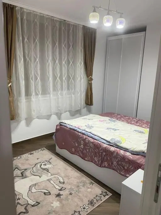 Lovely 1 bedroom apartment with parking
