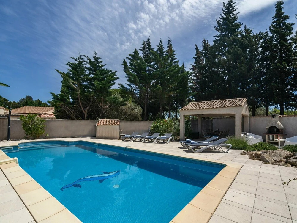Villa in Pouzols with Private Pool & Vineyards