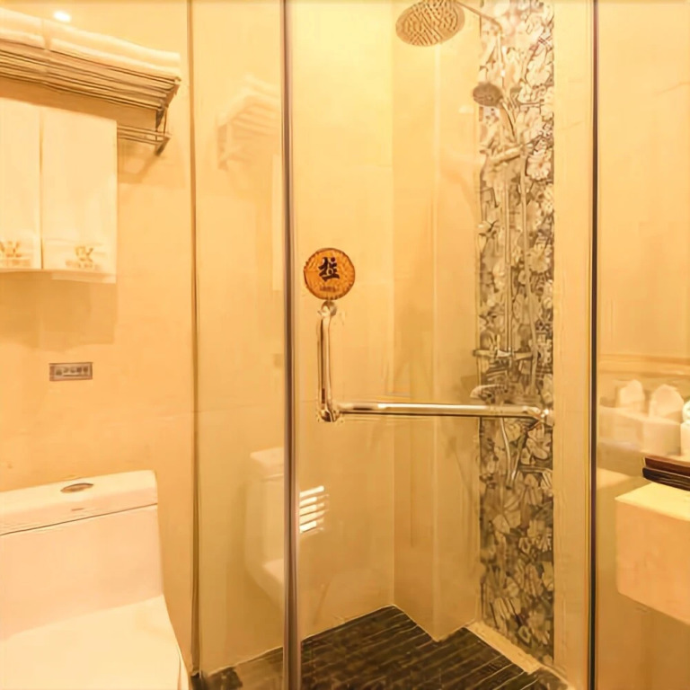 Hua Xin Hotel