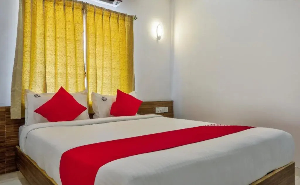 Hotel St Anne's By OYO Rooms