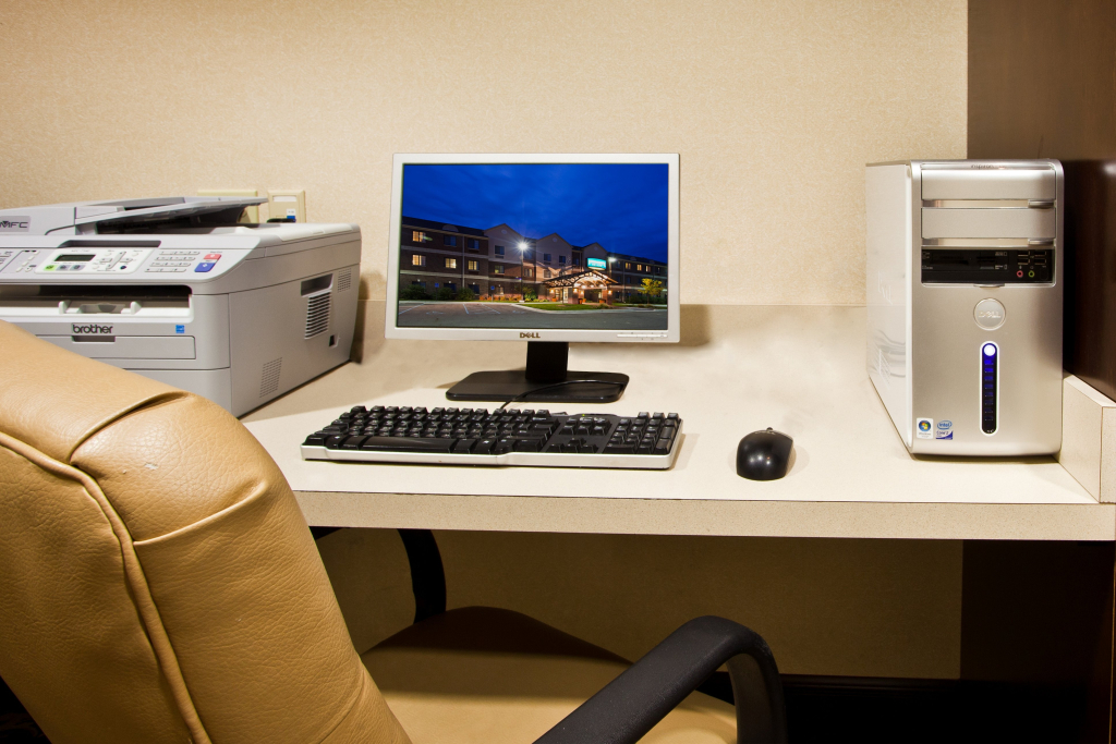 Staybridge Suites Lansing-Okemos by IHG