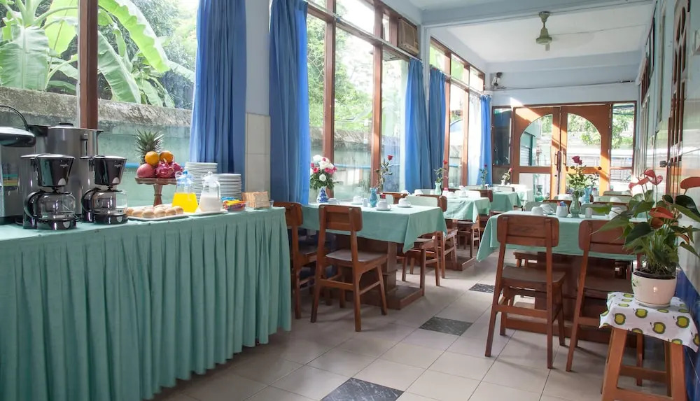 Mother Land Inn 2