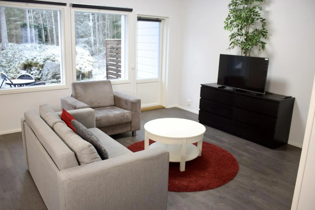 Modern Slope Apartment