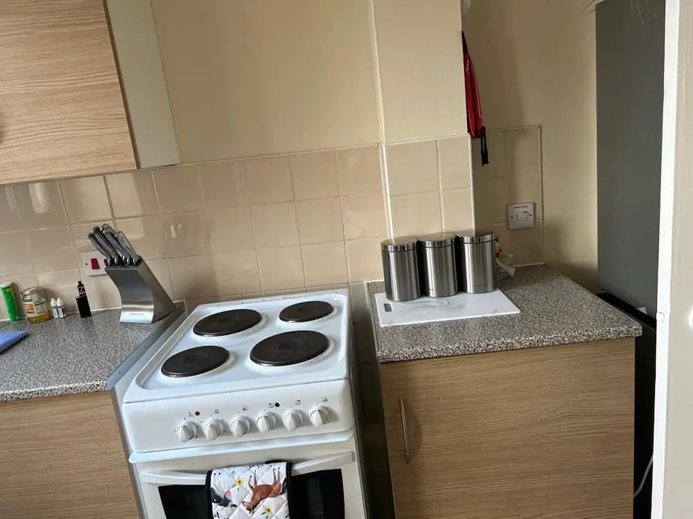 Leeds Cute 1 bed Apt, Garden, Free Wifi & Parking