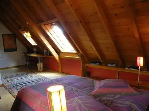 La Maison Jaune