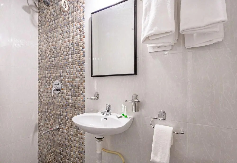 OYO 10221 Hotel E Serai