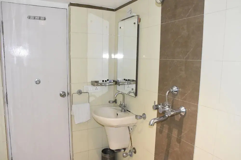 Hotel Kumar International