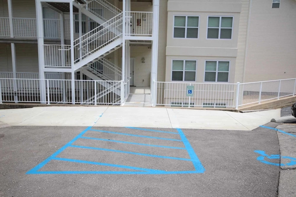 Parkview Bay 424 - 3 Br Condo