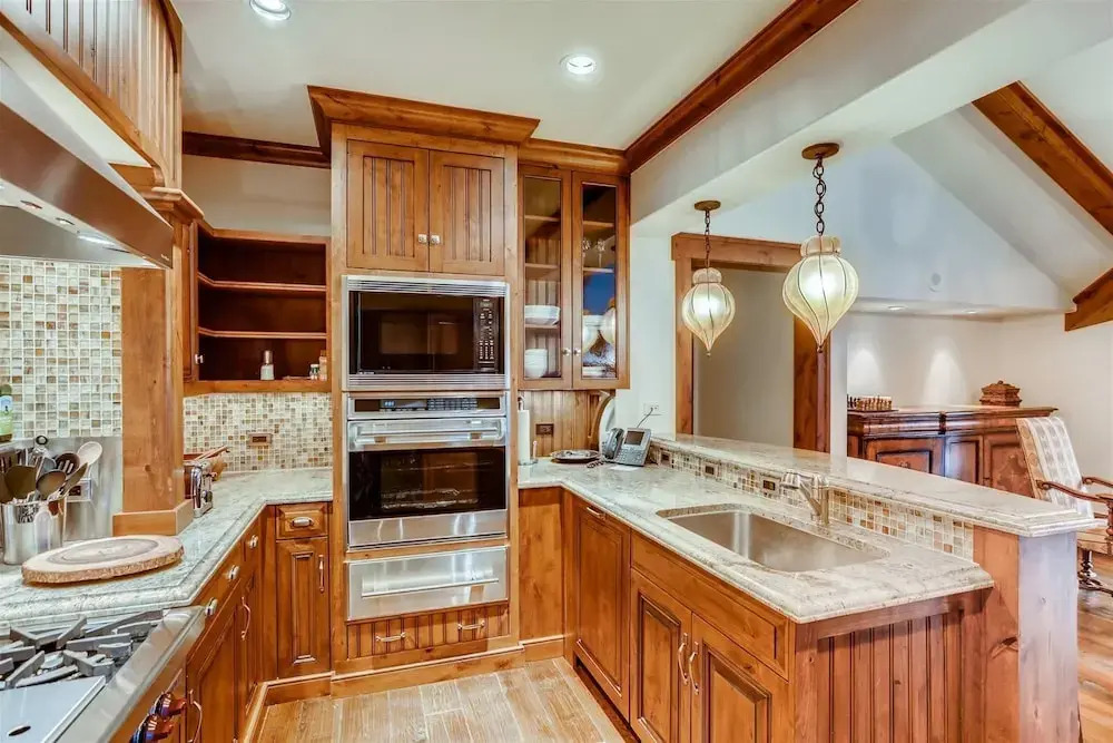 1-#42 4BD One Willow Bridge Road
