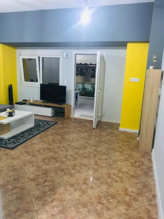 Apartment 100 square meters in perea 40 meters away from the sea