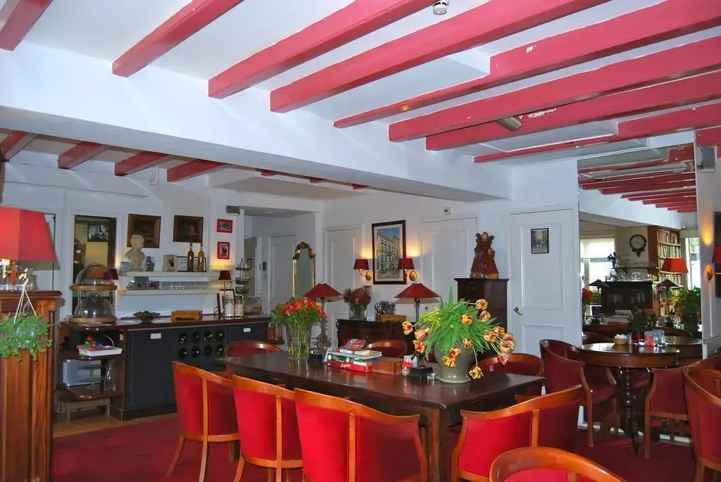 Amsterdam House Hotel