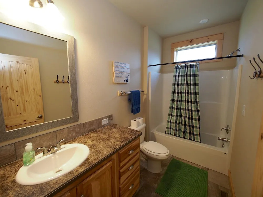 12907 Nathrop - 4 Bedroom Cabin