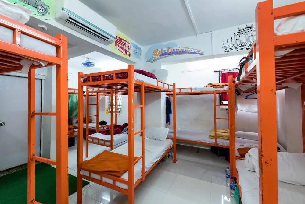 Mumbai Backpackers