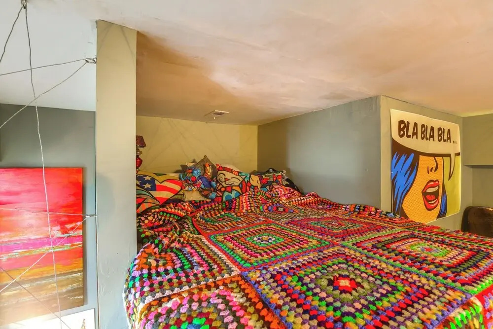 Heart of St Louis! Walkable Soulard Apt w/ Loft