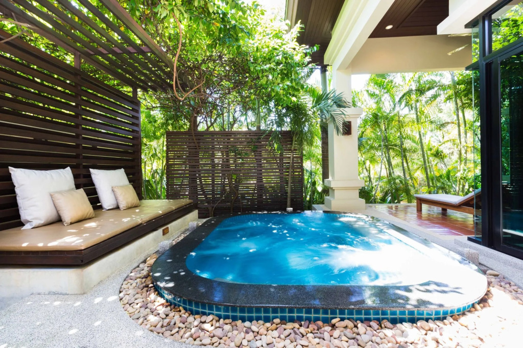VILLA TOBA Pool Baan Bua Estate Naiharn beach