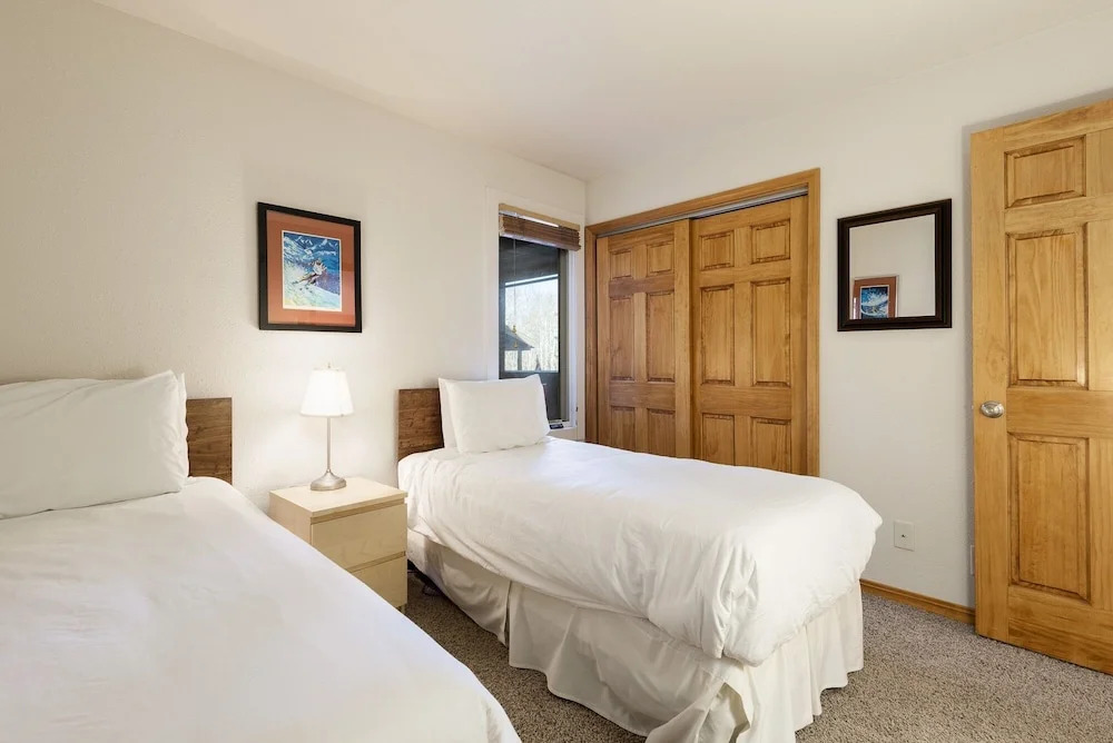 Snow Flower 131 2 Bedroom Condo by RedAwning