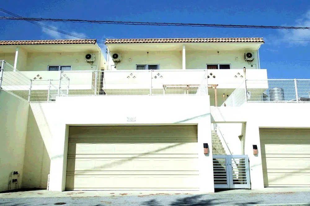Sea Side Yaka