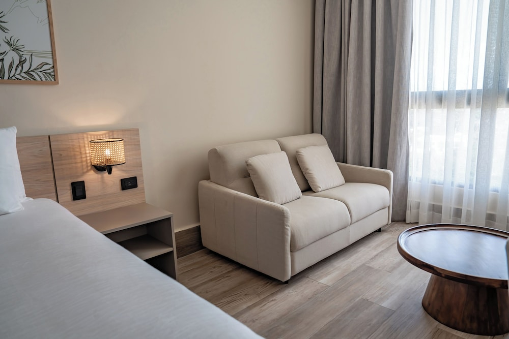 Holiday Inn Puerto Plata-Cofresi Bay Area By Ihg
