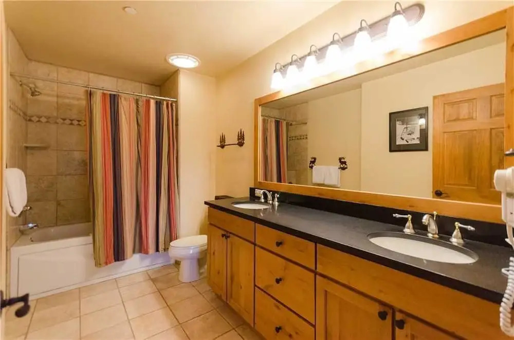 3308 Champagne Lodge, Trappeur's Crossing Apartment 3