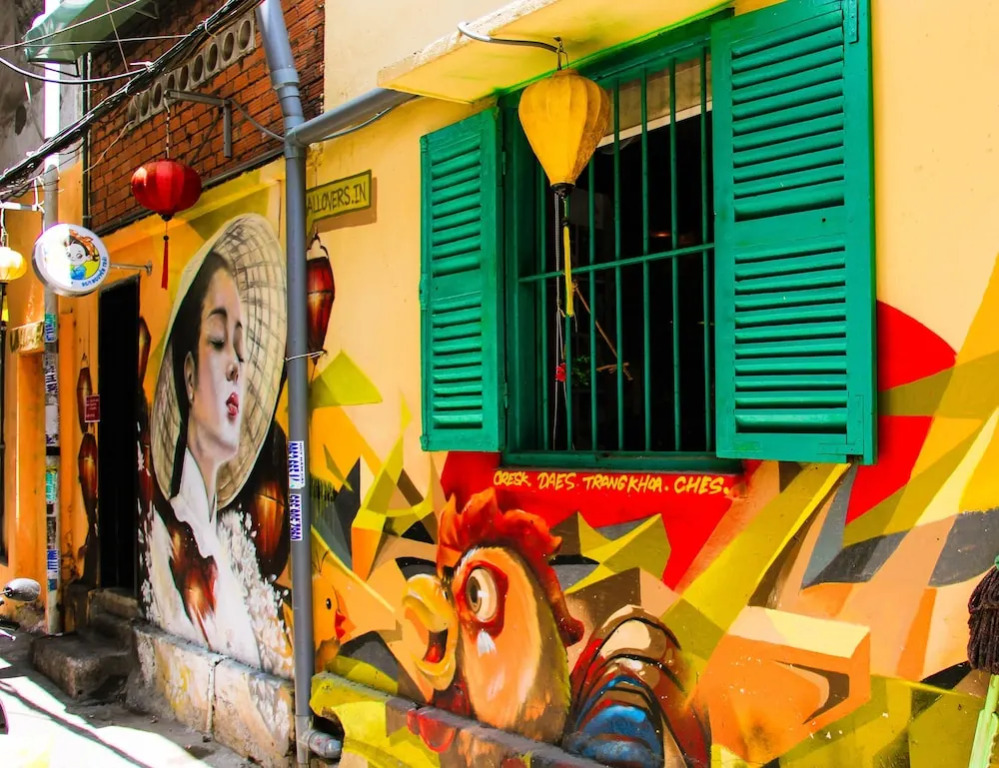 Hoi An Alley District 1-Central Park