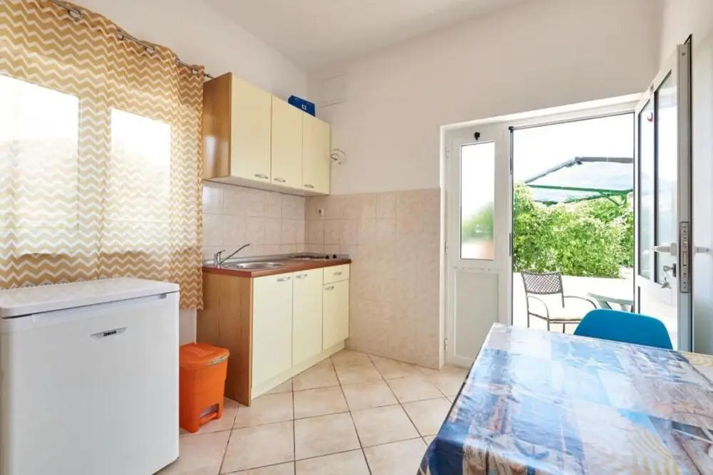 Mare - 30 m From Pebble Beach - SA2