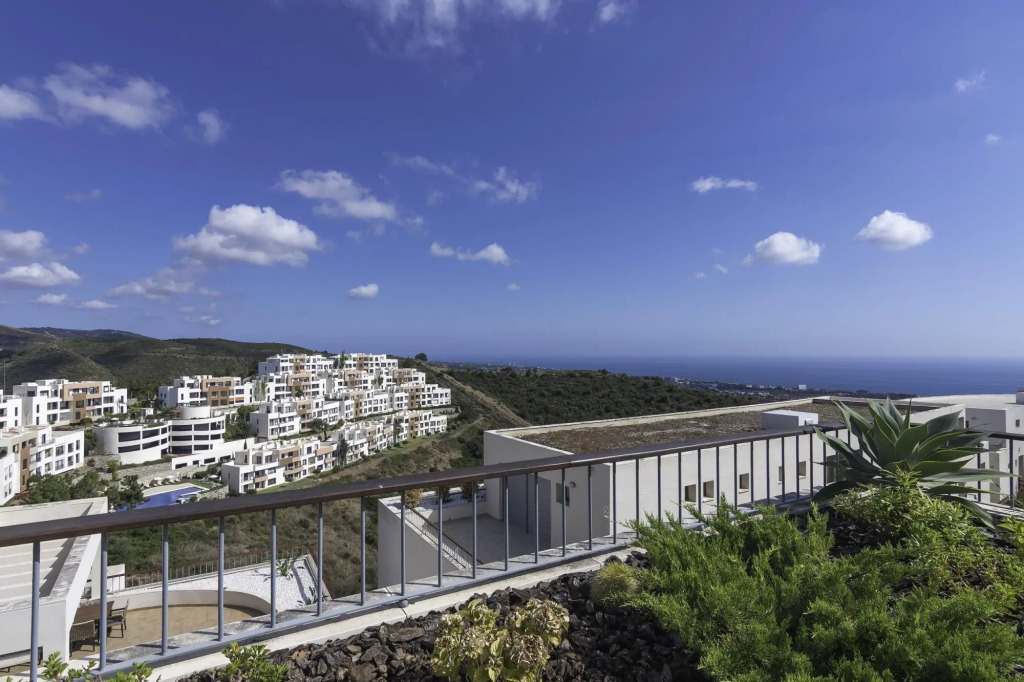 28039 - Great penthouse near beach